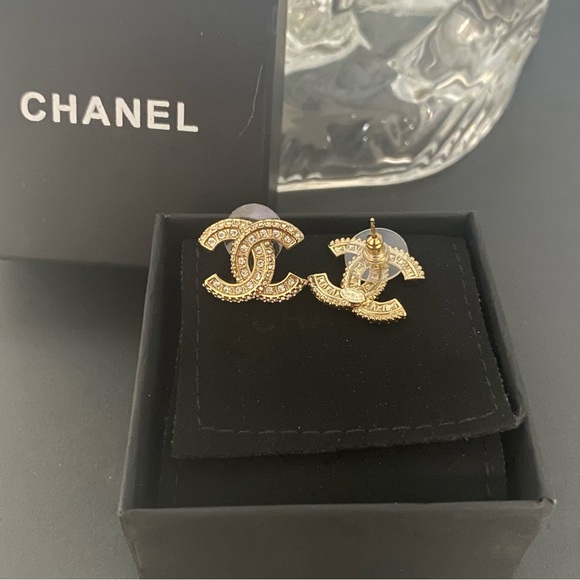 CHANEL Gold C Earrings with crystal Accents - Picture 1 of 6